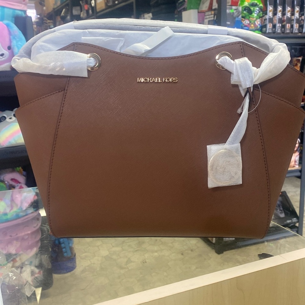 Michael Kors Jet Set Large Leather Shoulder Bag